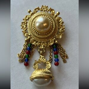 Gorgeous Statement 3.5” Signed Ben-Amun Gold Brooch Dangle Glass Beads Cabachon